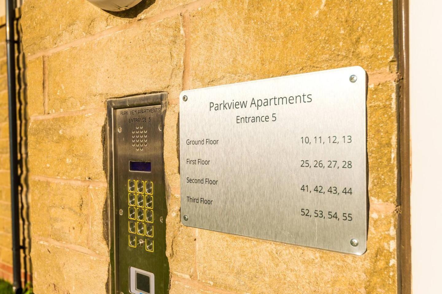 Stunning 2Bedroom 2Bathroom Apt With Parking Space Sheffield Extérieur photo